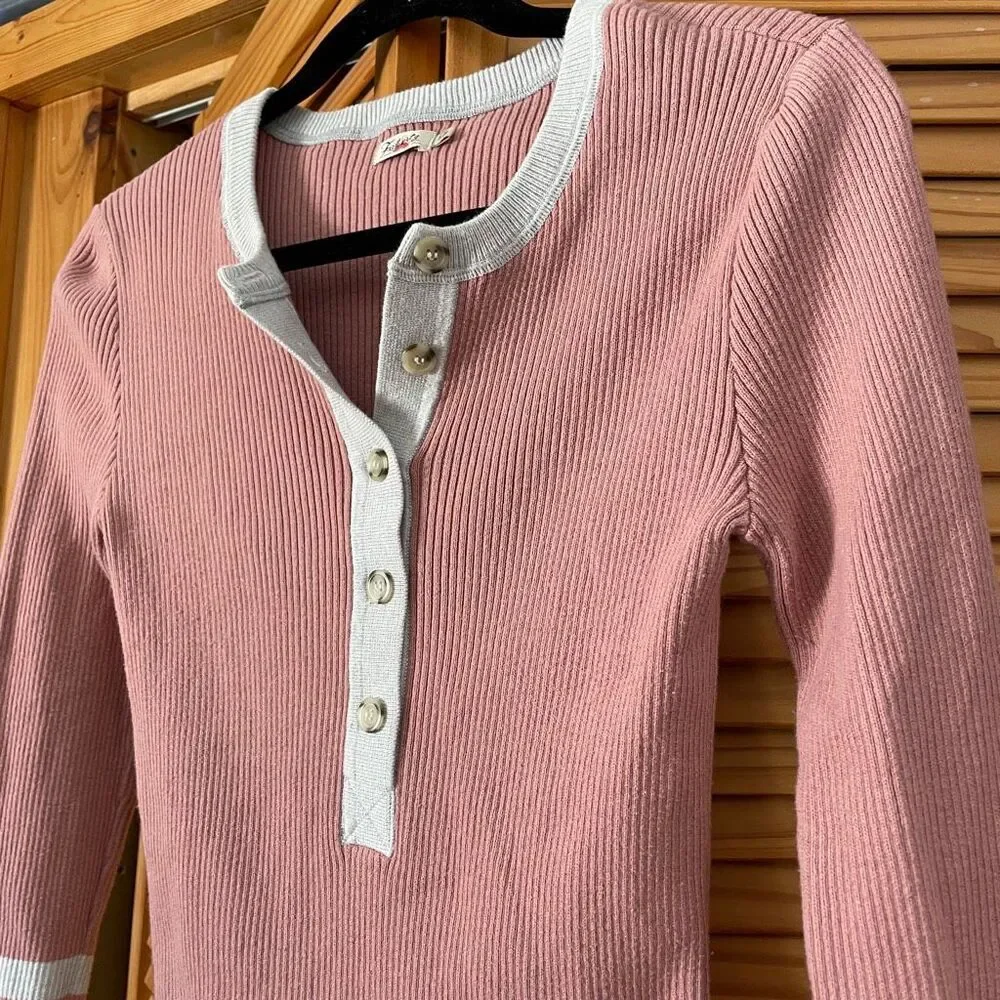 Faherty Cotton Cashmere Henley Sweater - Picture 4 of 7